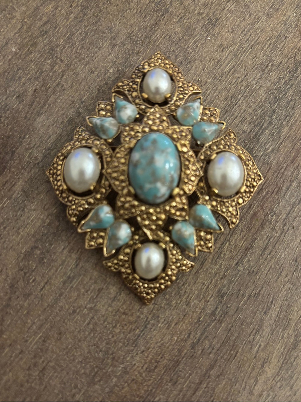 Sarah Coventry Gold-Tone Turquoise Blue and Pearl Cluster Brooch